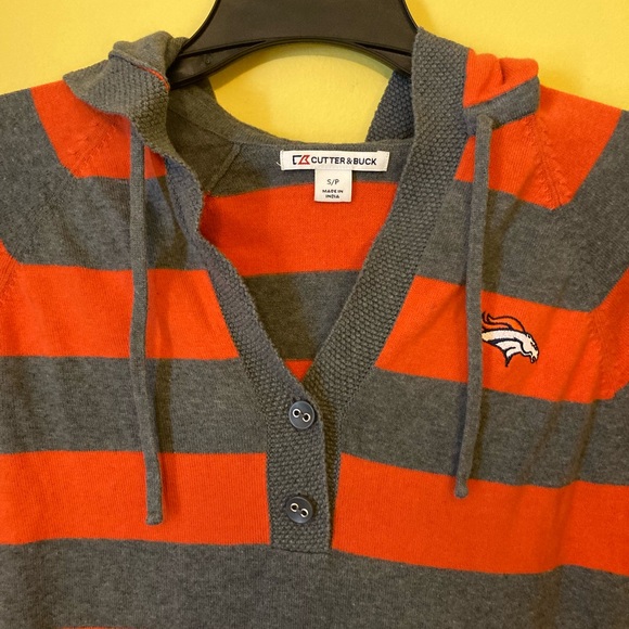 Woman’s cutter and buck Denver bronco sweater hoodie small - Picture 3 of 12